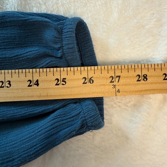 Torrid Crinkle Gauze Peasant Top Blouse Size 3X Blue Long Sleeve Button Front Up - Picture 5 of 7